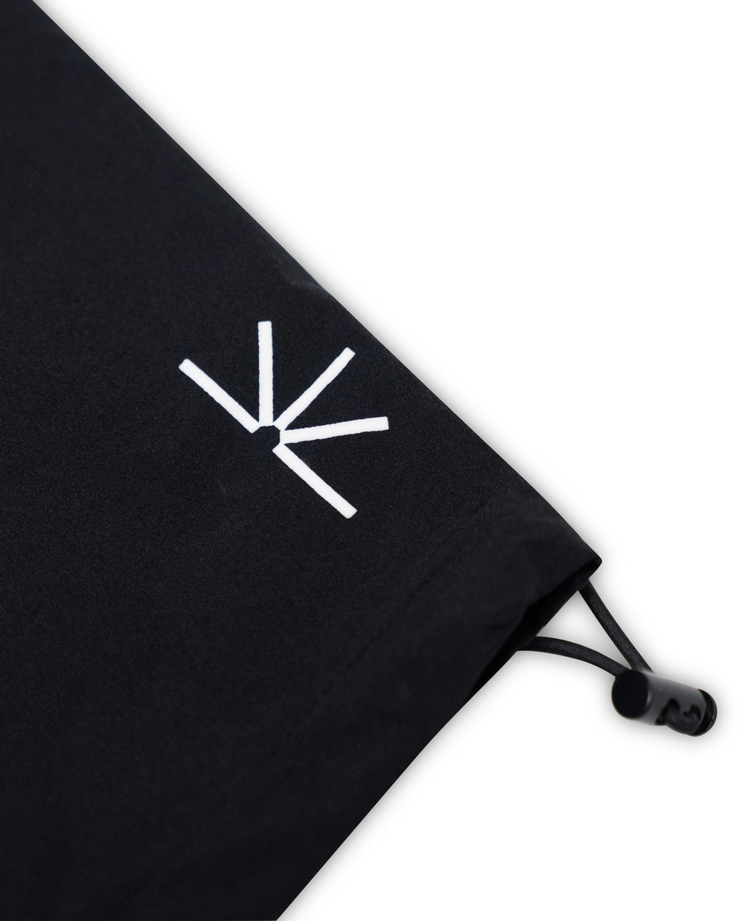 Training shorts in Jet black